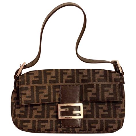 fendi beige baguette|baguette fendi vintage.